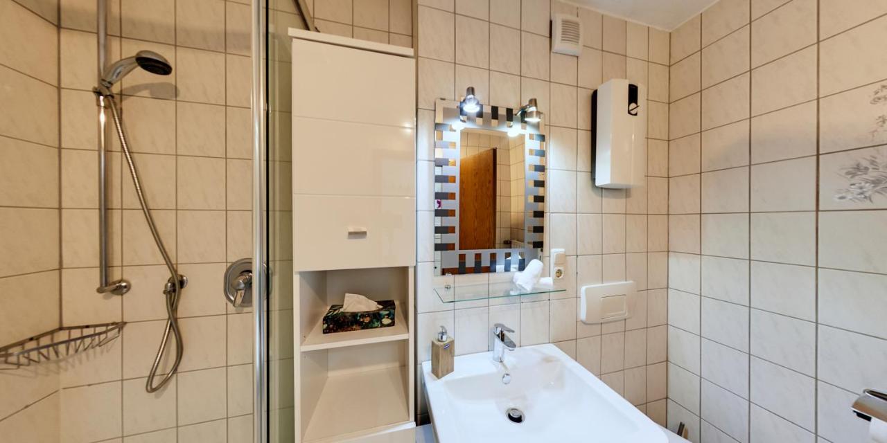 Ferienwohnung Seeblick Schalkenmehren Exterior photo