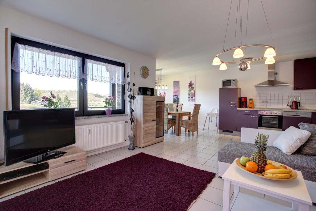Ferienwohnung Seeblick Schalkenmehren Room photo